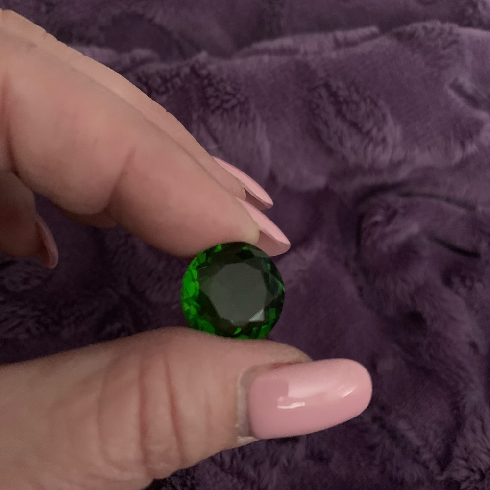 Peridot 10.95 CT’s brings good health